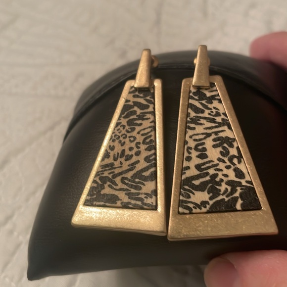 Animal Print Cheetah Print Post Backs Trapezoid Earrings Lightly Used - Picture 3 of 10